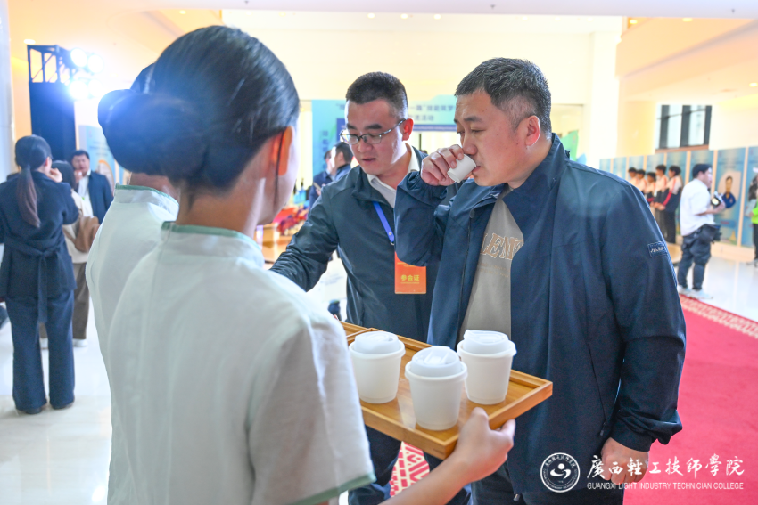 1763617119741693.png 微信图片_20251118204343_573_12.png